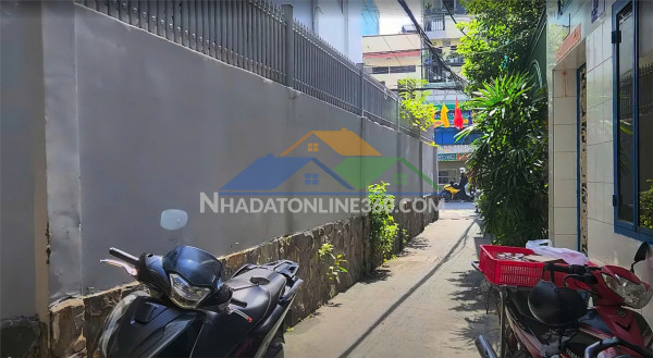 Lô góc 3 mặt tiền – 74m² (4,3x17m) – nhà cấp 4 tiện xây mới – chỉ nhỉnh 6 tỷ – 10m ra mặt tiền huỳnh khương an, gò vấp.