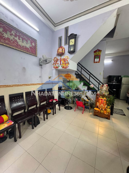 Bán nhà căn góc tttp 5 tầng khu bàn cờ mặt tiền đường định cư phường nha trang
