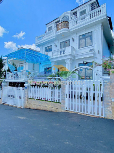 Cho thuê villa 7 phòng ngủ, full nội thất có gara ô tô giá 28 triệu đường ngô tất tố đà lạt lâm đồng