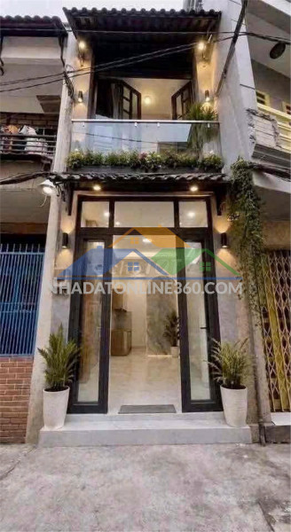 Nhà chính chủ - sổ hồng riêng tại đường đoàn văn bơ, phường 16, quận 4, tp hồ chí minh