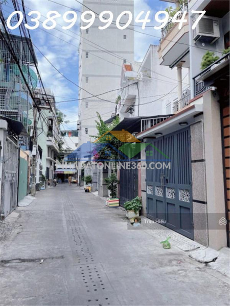 Chính chủ ở xa gửi bán nhà 3 tầng khu bàn cờ tttp nha trang - hẻm thông ô tô vào tận sân nhà