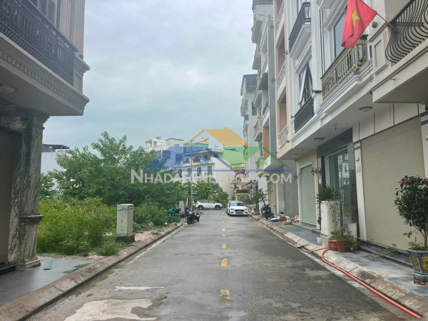 Giảm 400 tr : từ 4ty8 - 4ty4
- bán đất tđc cây đa - bạch thái bưở