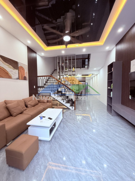 ♥ giảm sâu 800 tr, còn 4.1 tỷ, 130m2, kiệt ô tô, gần mt trường chinh.