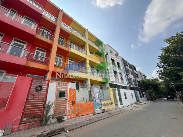Nhà đẹp- giá tốt chính chủ chuyển nhượng căn khu 34 khu dân cư bình hòa, p. bình lợi trung, hcm