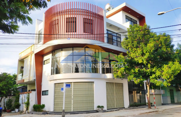 Cho thuê mặt bằng văn phòng, kinh doanh, 2 mặt tiền gần bến xe