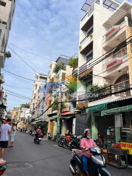 5 tầng mặt tiền cô giang – kinh doanh đỉnh – giá 12,5 tỷ