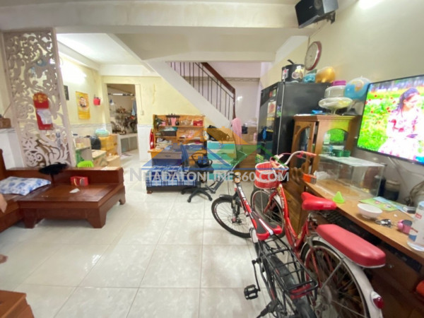 88m2 thôn đình trung xuân nộn, đông anh, hà nội ngõ thông cách 10m ra trục chính, chợ cách 20m. 56tr/m2